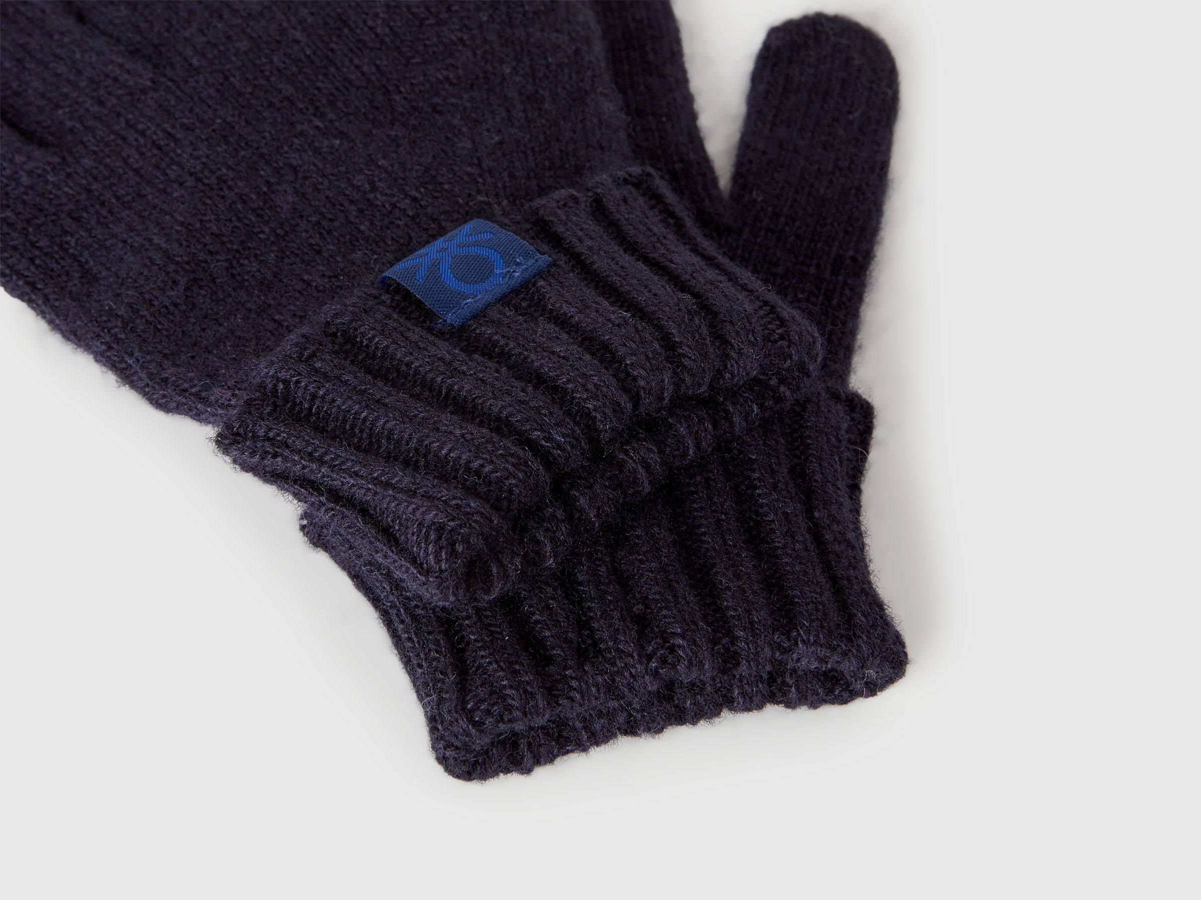 KNITTED GLOVES Junior Boy image number 3